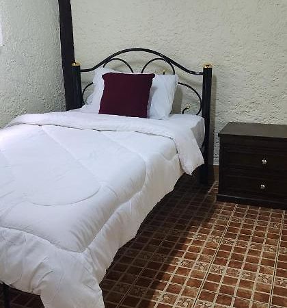 Cozy Nest Cnx Hostel Chiang Mai Buitenkant foto