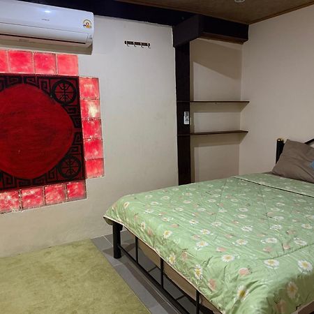 Cozy Nest Cnx Hostel Chiang Mai Buitenkant foto