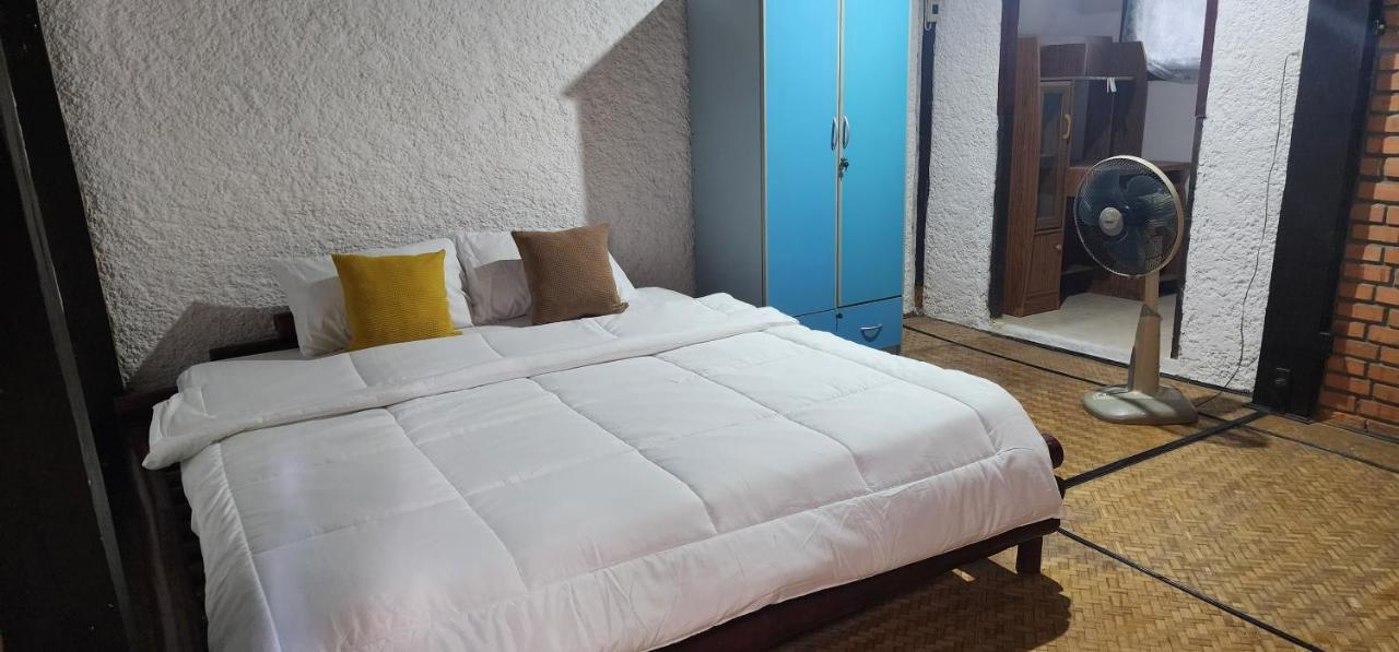 Cozy Nest Cnx Hostel Chiang Mai Buitenkant foto
