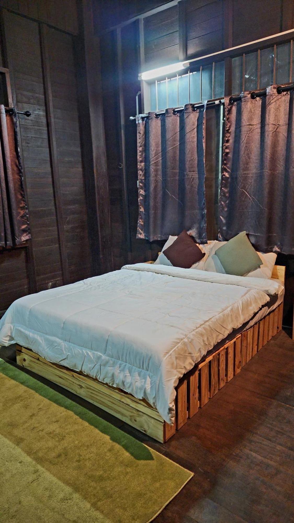 Cozy Nest Cnx Hostel Chiang Mai Buitenkant foto